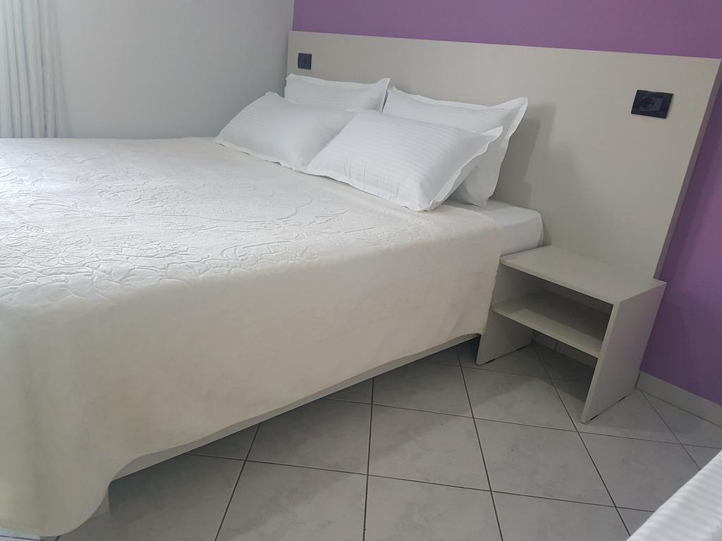 Perla Hotel Saranda Экстерьер фото