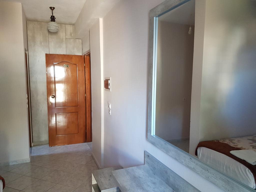 Perla Hotel Saranda Экстерьер фото