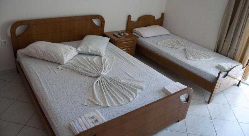 Perla Hotel Saranda Экстерьер фото