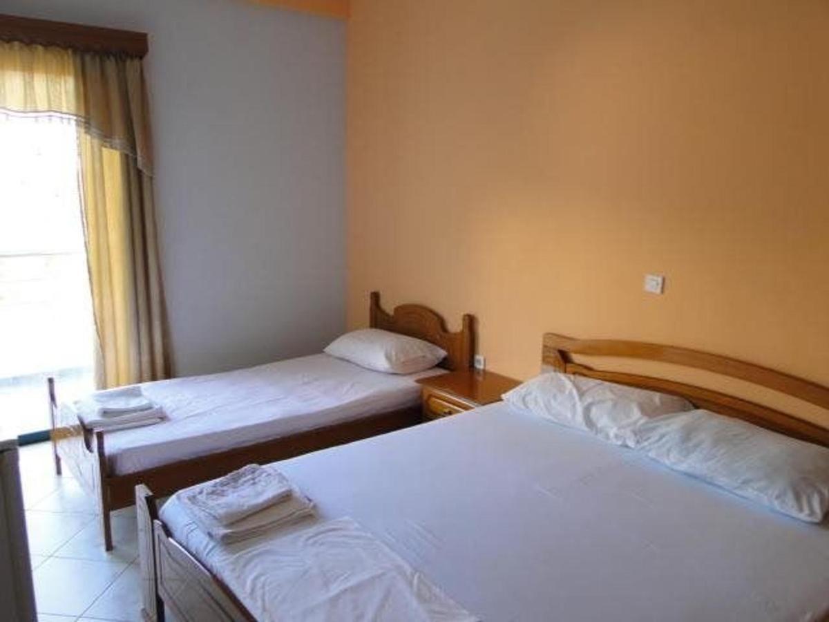 Perla Hotel Saranda Экстерьер фото